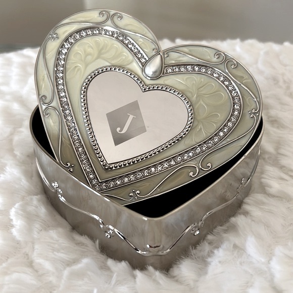 Things Remembered Initial J Jewelry Box Silver Regal Elegance Heart Keepsake Box - Picture 3 of 9